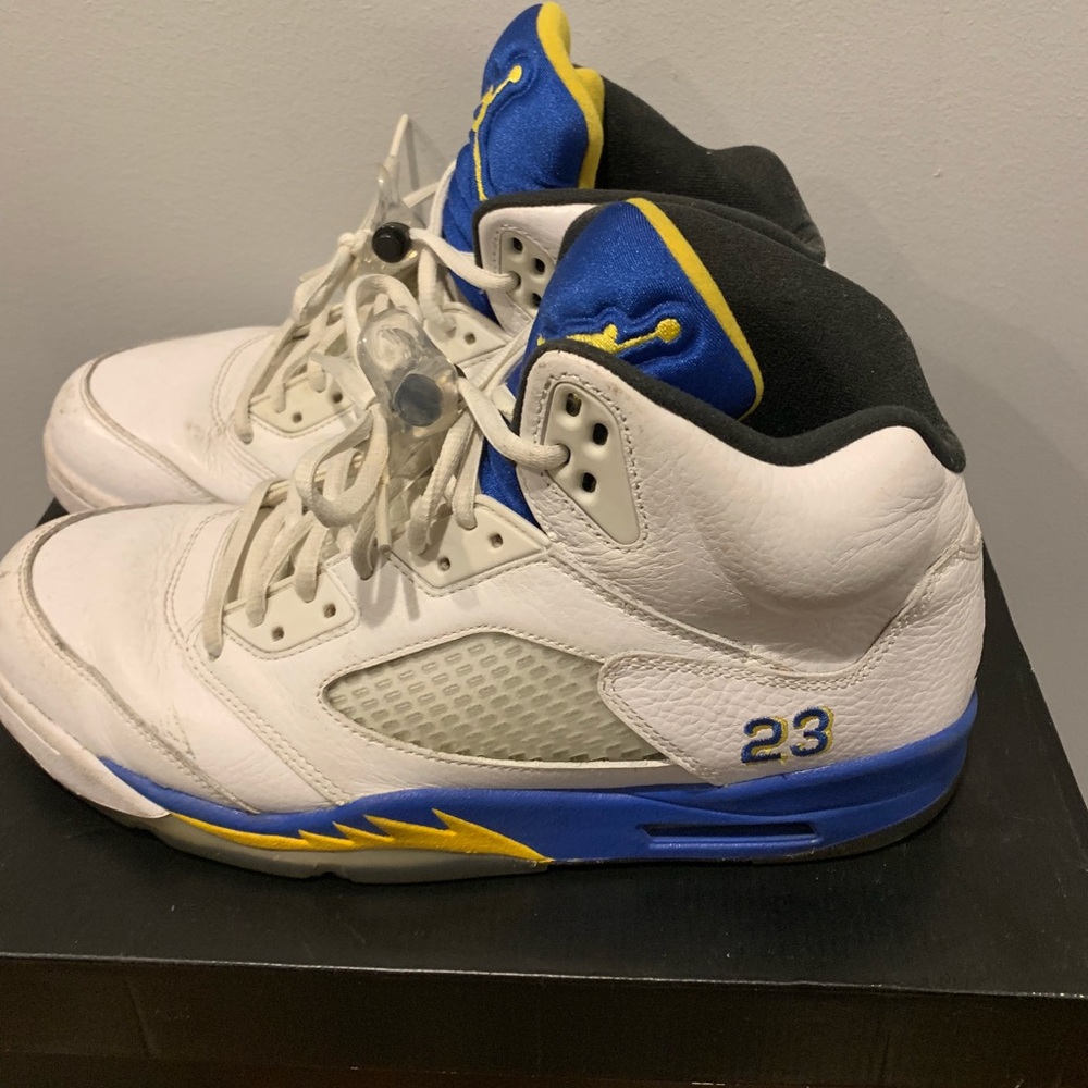 Jordan 5 “Laney”